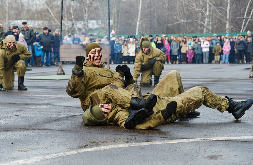 В ЮВАО прошел военно-спортивный праздник 11 фото
