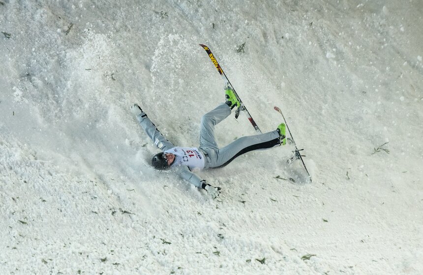 В Москве прошел этап кубка мира по лыжной акробатике 21 фото