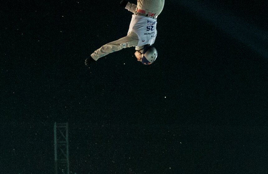 В Москве прошел этап кубка мира по лыжной акробатике 23 фото