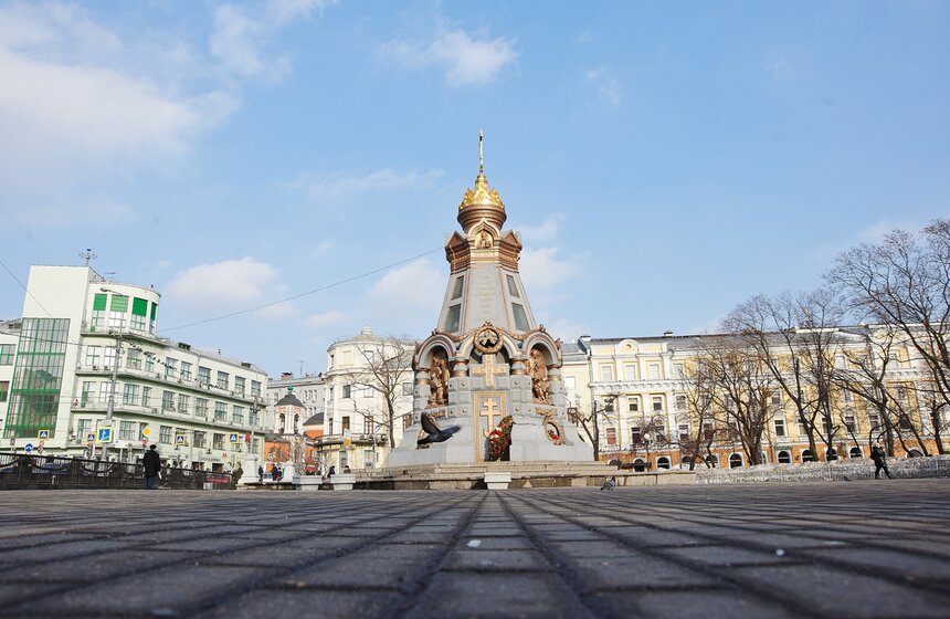 Какие памятники защитникам Отечества есть в Москве 9 фото