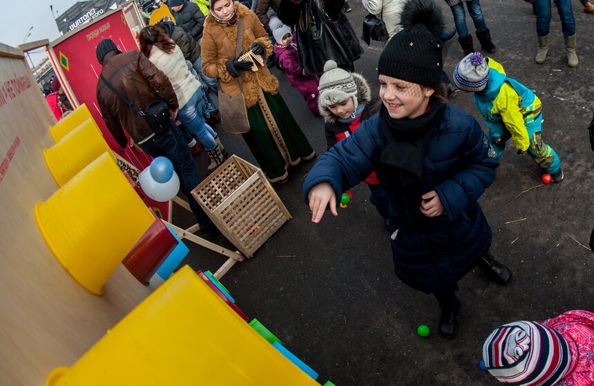 В Парке Горького прошла блинная ярмарка 9 фото