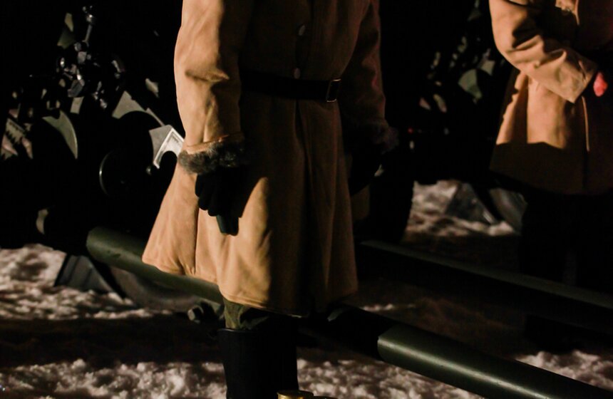 На Поклонной горе запустили праздничный салют 3 фото