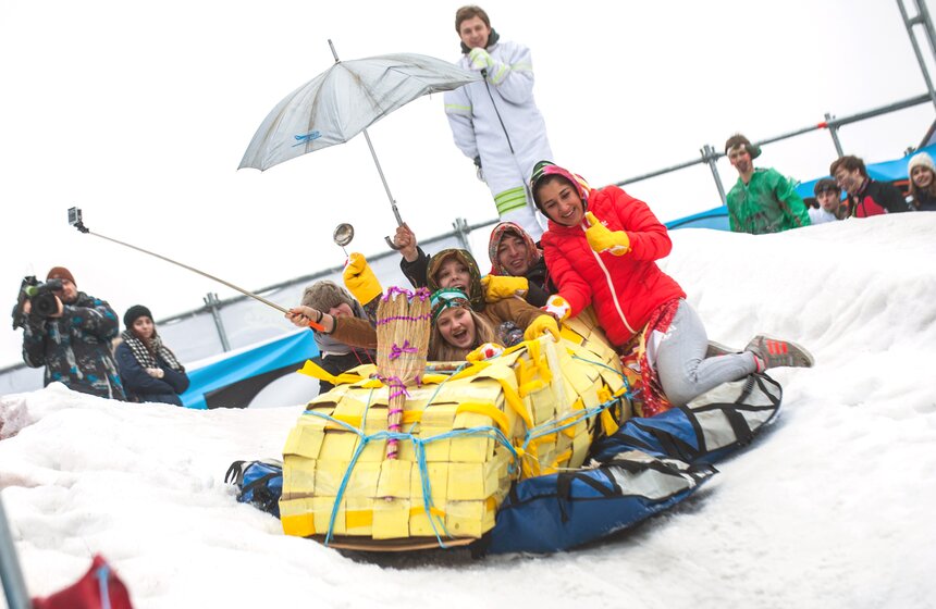 В парке "Сокольники" прошел фестиваль "Battle Сани" 16 фото