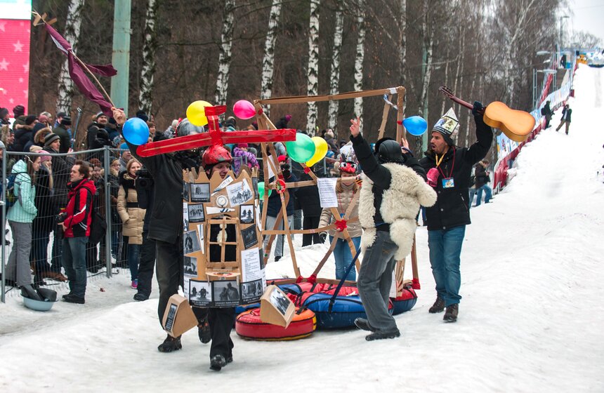 В парке "Сокольники" прошел фестиваль "Battle Сани" 26 фото