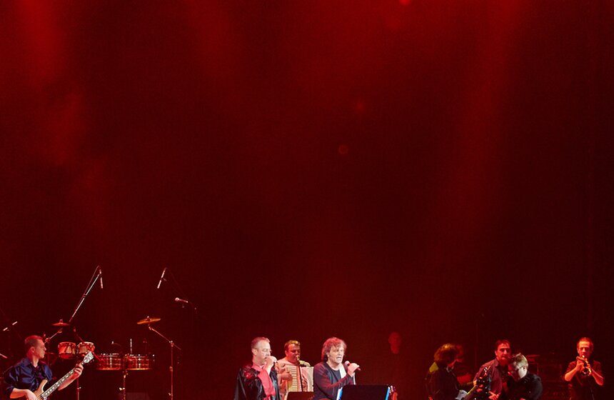 Эмир Кустурица и Горан Брегович дали совместный концерт в Кремле 7 фото