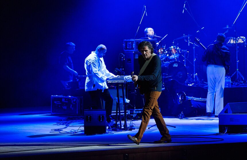 Эмир Кустурица и Горан Брегович дали совместный концерт в Кремле 18 фото