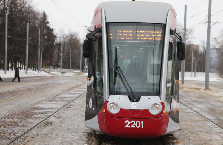 В столице начали тестировать трамвай "Метелица" 19 фото