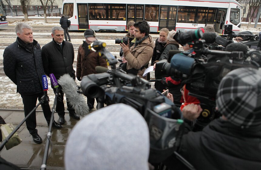 В столице начали тестировать трамвай "Метелица" 23 фото