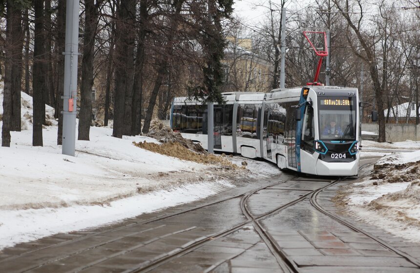 В столице начали тестировать трамвай "Метелица" 1 фото