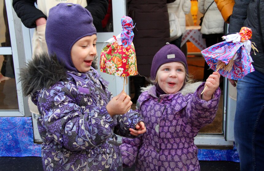 В столице отмечают Масленицу 11 фото