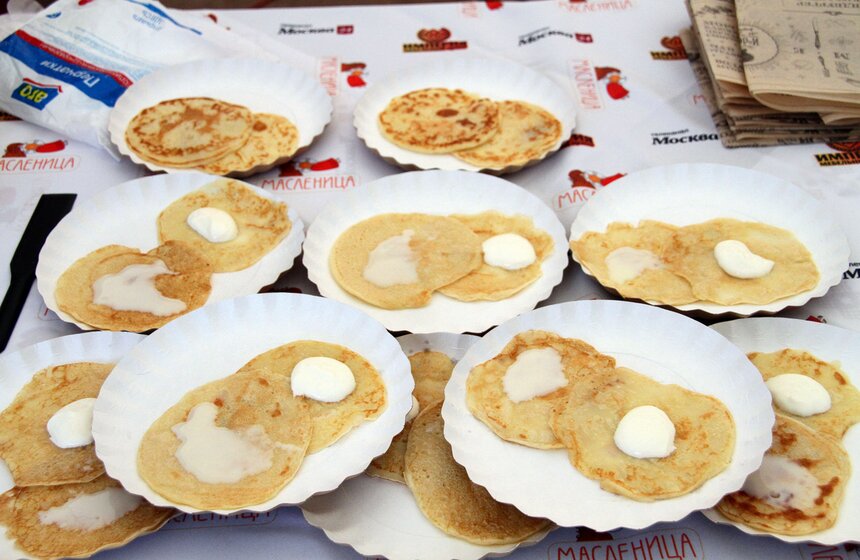 В столице отмечают Масленицу 6 фото