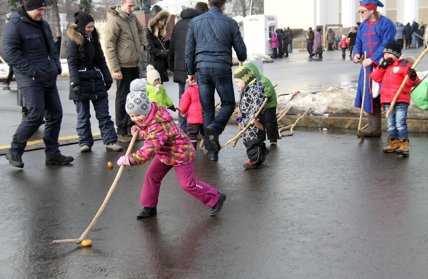 В столице отмечают Масленицу 9 фото
