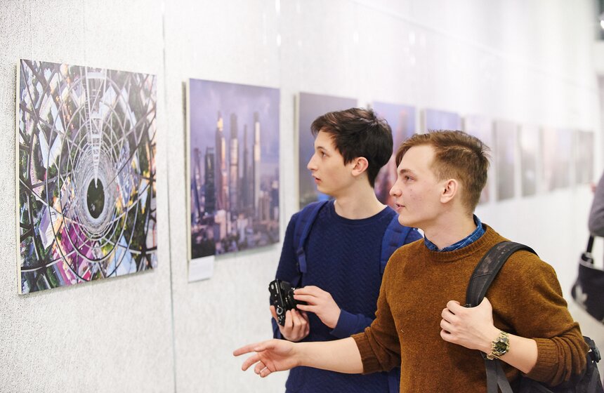 В "Доме на Брестской" открылась фотовыставка "Москва с высоты…" 4 фото