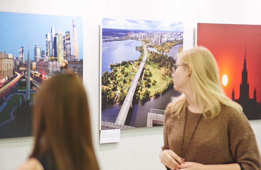 В "Доме на Брестской" открылась фотовыставка "Москва с высоты…" 14 фото