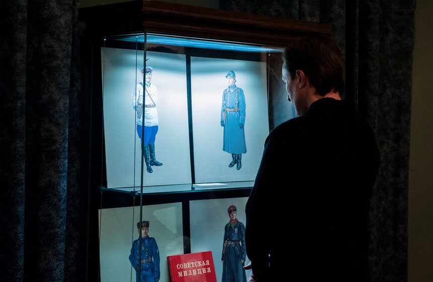 В школе Андрияки открылась выставка "История России" 13 фото