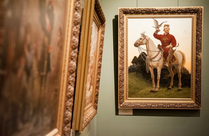 В школе Андрияки открылась выставка "История России" 18 фото