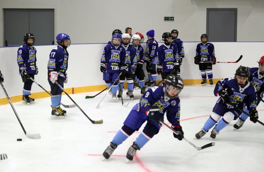 Сергей Собянин осмотрел новый ледовый дворец "Парк легенд" 8 фото