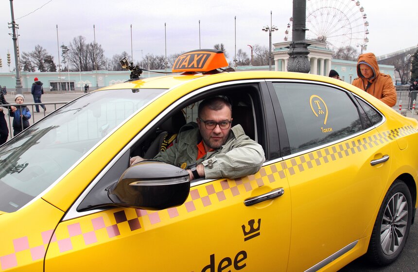 Празднование Международного дня такси в столице 15 фото