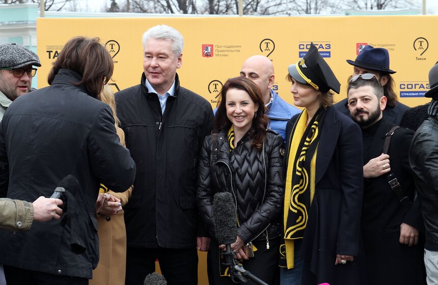 Празднование Международного дня такси в столице 19 фото