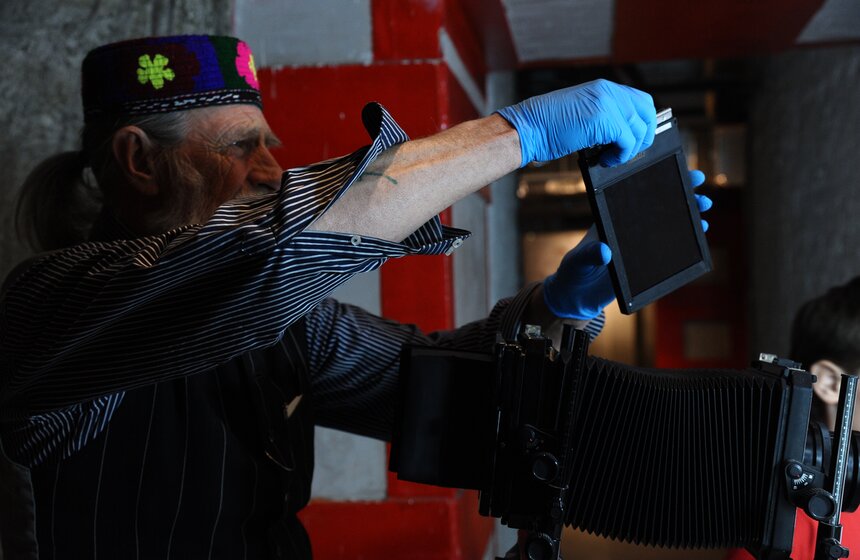 Центр несовременного искусства стал фантастическим мегаполисом 20 фото