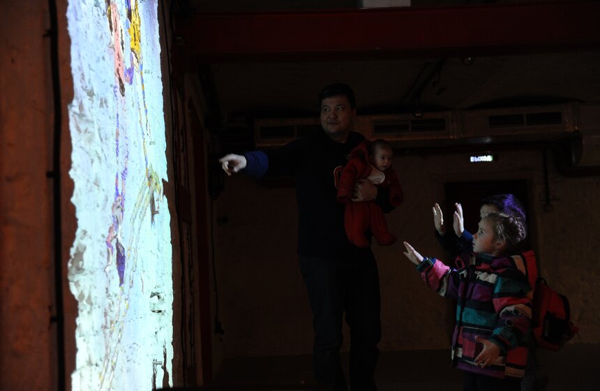 Центр несовременного искусства стал фантастическим мегаполисом 2 фото