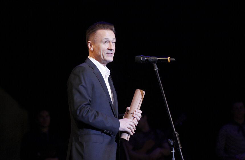 В театре имени Ермоловой поздравили с юбилеем Сергея Юрского 8 фото