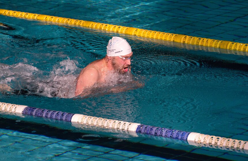 В "Олимпийском" прошли первые любительские заплывы весны 24 фото