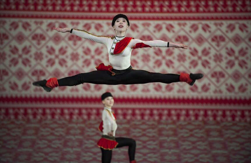 В ГЦКЗ "Россия" прошел детский благотворительный фестиваль танца 16 фото