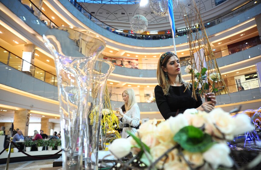 В Москве прошел благотворительный аукцион "Цветы. Добро. Ты" 1 фото