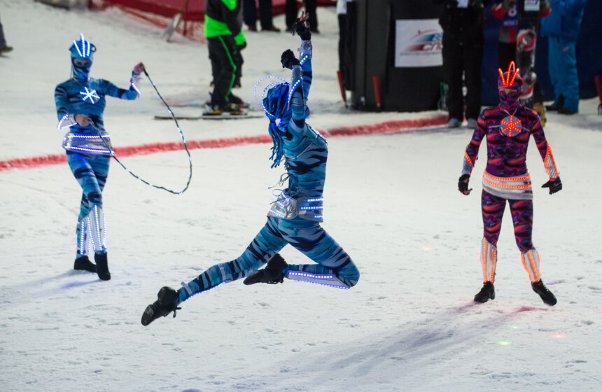 В Крылатском прошел этап Кубка мира по сноуборду 3 фото