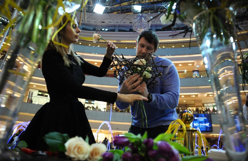 В Москве прошел благотворительный аукцион "Цветы. Добро. Ты" 14 фото