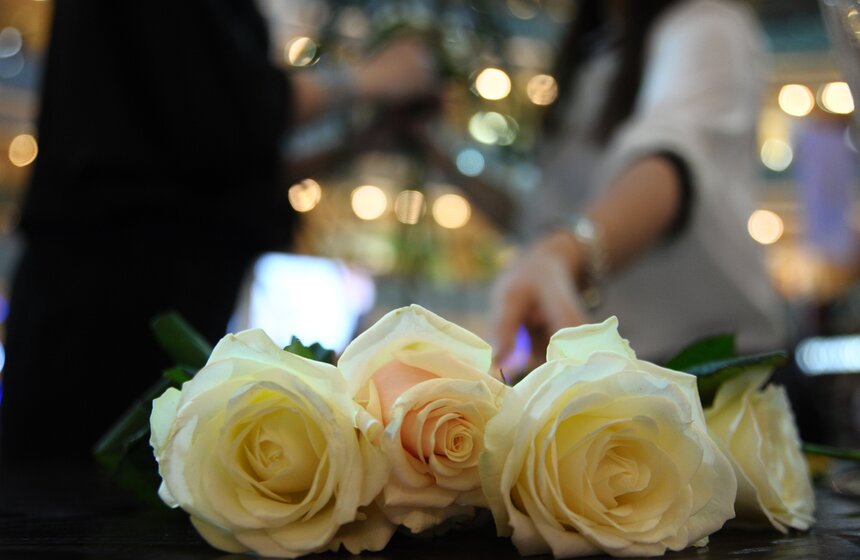 В Москве прошел благотворительный аукцион "Цветы. Добро. Ты" 5 фото