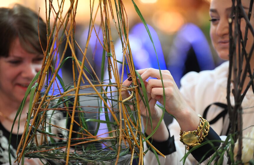 В Москве прошел благотворительный аукцион "Цветы. Добро. Ты" 8 фото