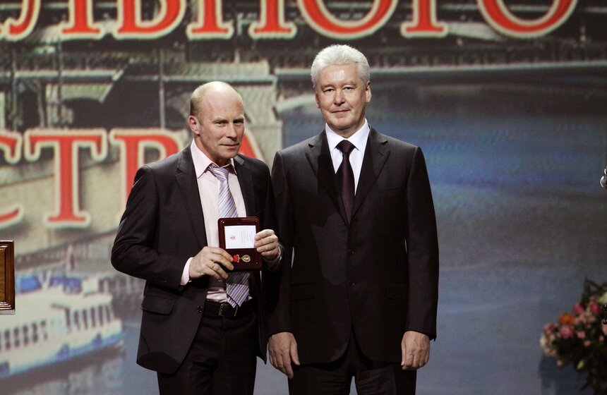 Сергей Собянин вручил грамоты выдающимся работникам ЖКХ 14 фото