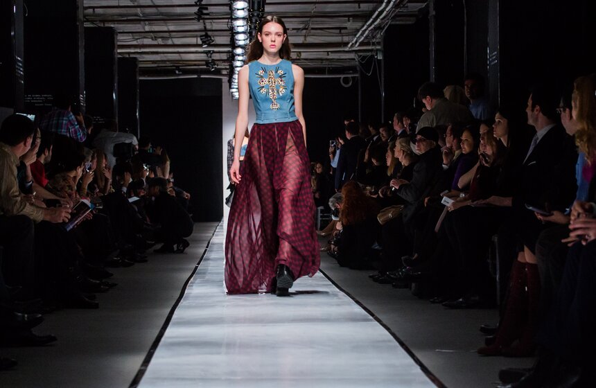 Молодые дизайнеры представили свои работы в рамках Дней Милана 6 фото