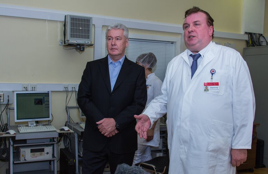 Мэр осмотрел Научно-практический центр медпомощи детям 2 фото