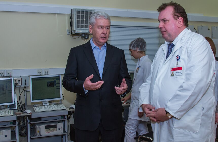 Мэр осмотрел Научно-практический центр медпомощи детям 4 фото