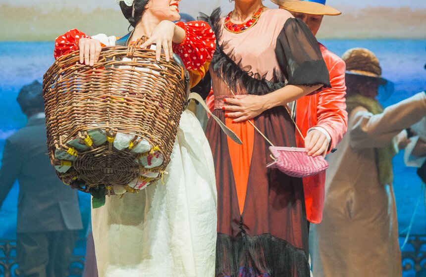 В театре "Русская песня" поставили мюзикл "Однажды в Одессе" 10 фото