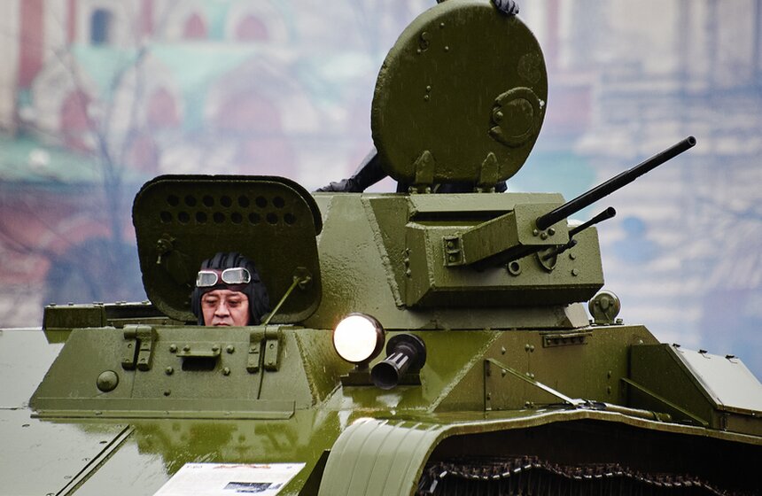 Марш в честь парада 1941 года прошел на Красной площади 25 фото