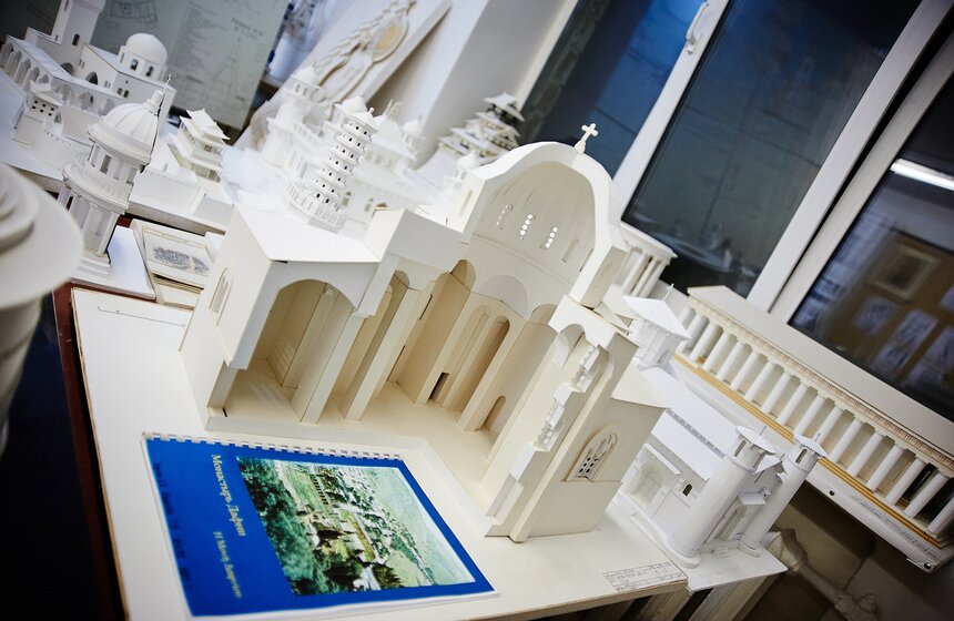 В ГУЗе состоялась выставка творческих работ молодых архитекторов 21 фото