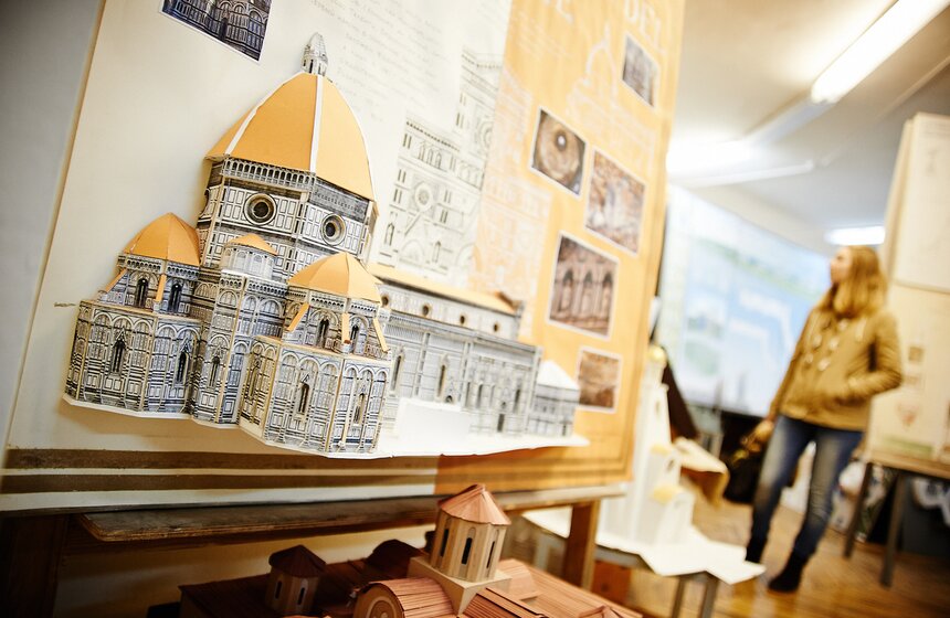 В ГУЗе состоялась выставка творческих работ молодых архитекторов 19 фото