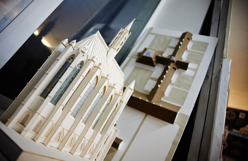 В ГУЗе состоялась выставка творческих работ молодых архитекторов 17 фото