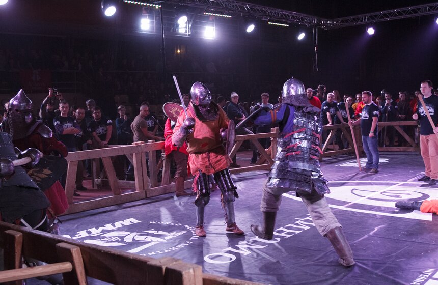 В Москве разыграли Кубок "Динамо" по средневековым боям 15 фото