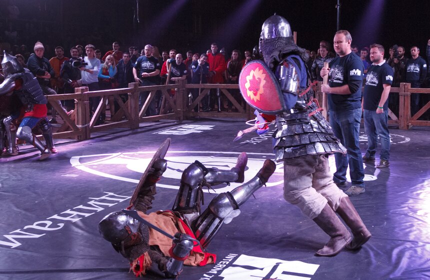 В Москве разыграли Кубок "Динамо" по средневековым боям 14 фото