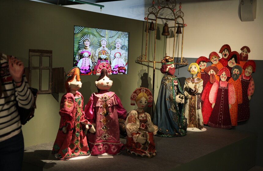 В Музее Москвы открылась выставка "Советское детство" 12 фото