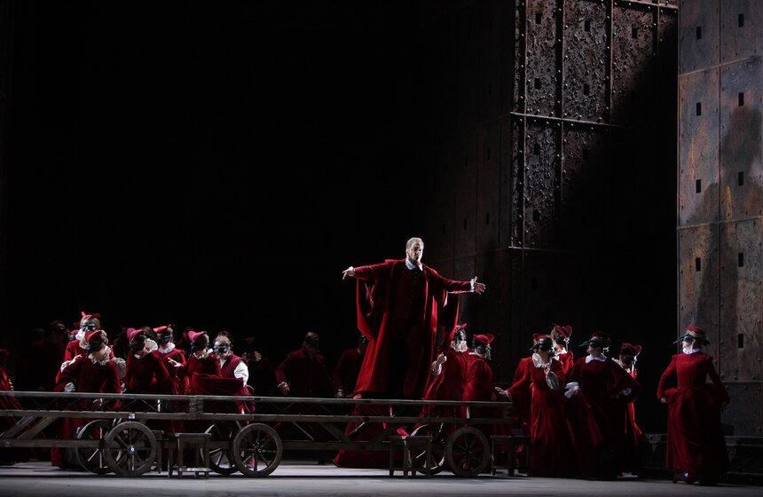 В Новой опере показали "Ромео и Джульетту" 10 фото