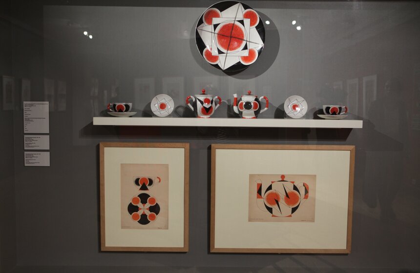 Открылась выставка авангарда "В гостях у Родченко и Степановой" 9 фото