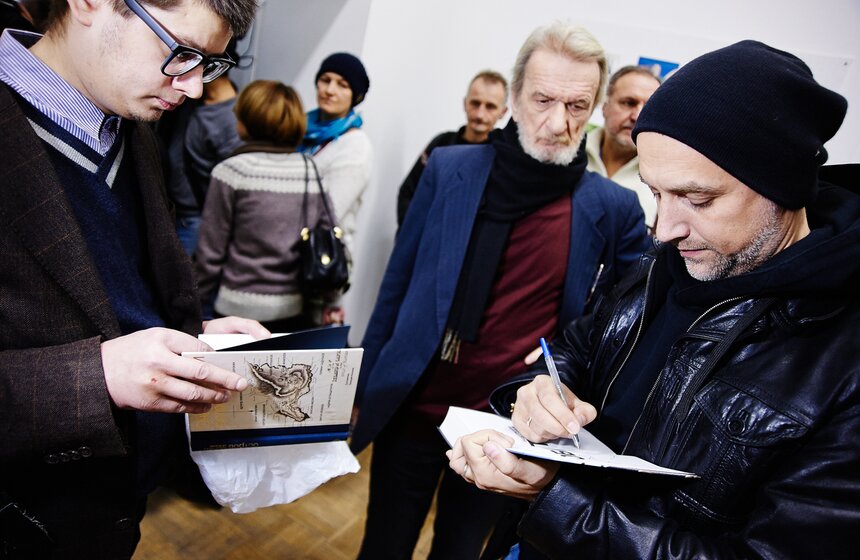 В ЦДХ открылась ярмарка non/fiction 2 фото