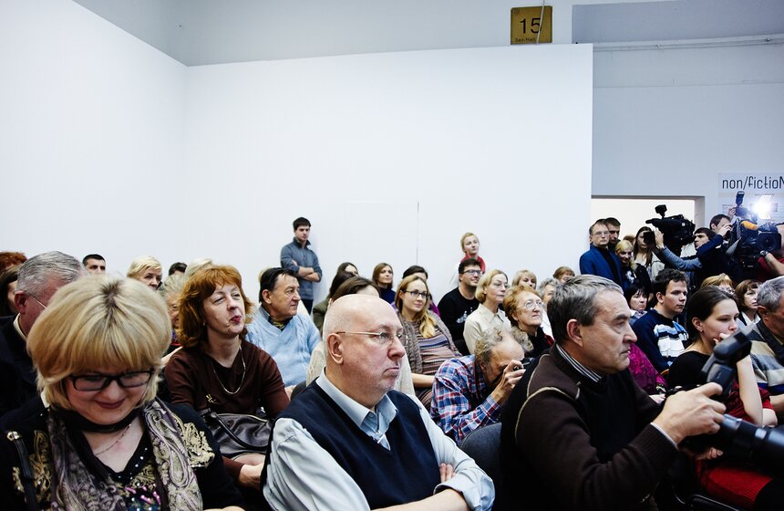 В ЦДХ открылась ярмарка non/fiction 4 фото