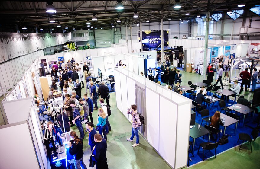 В Москве открылась выставка Robotics Expo 26 фото